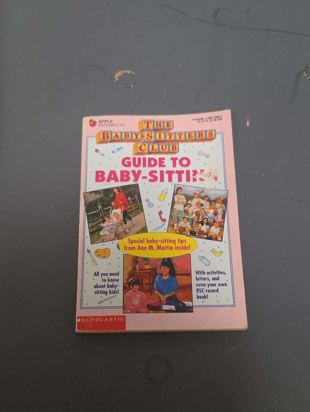 Scholastic The Baby-Sitters Club Guide to Baby-Sitting - Pink Cover